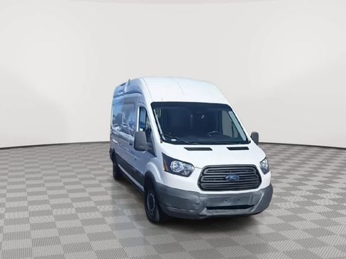 Used 2018 Ford Transit 250 148 High Roof image 3