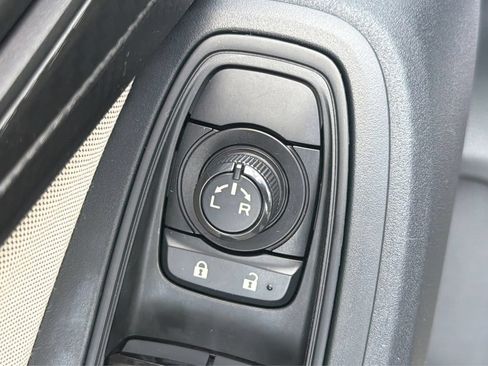 Used 2018 Subaru Impreza 2.0i Premium AWD/4WD image 37