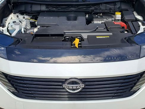 New 2025 Nissan Murano SL w/ Cargo Package AWD/4WD image 11