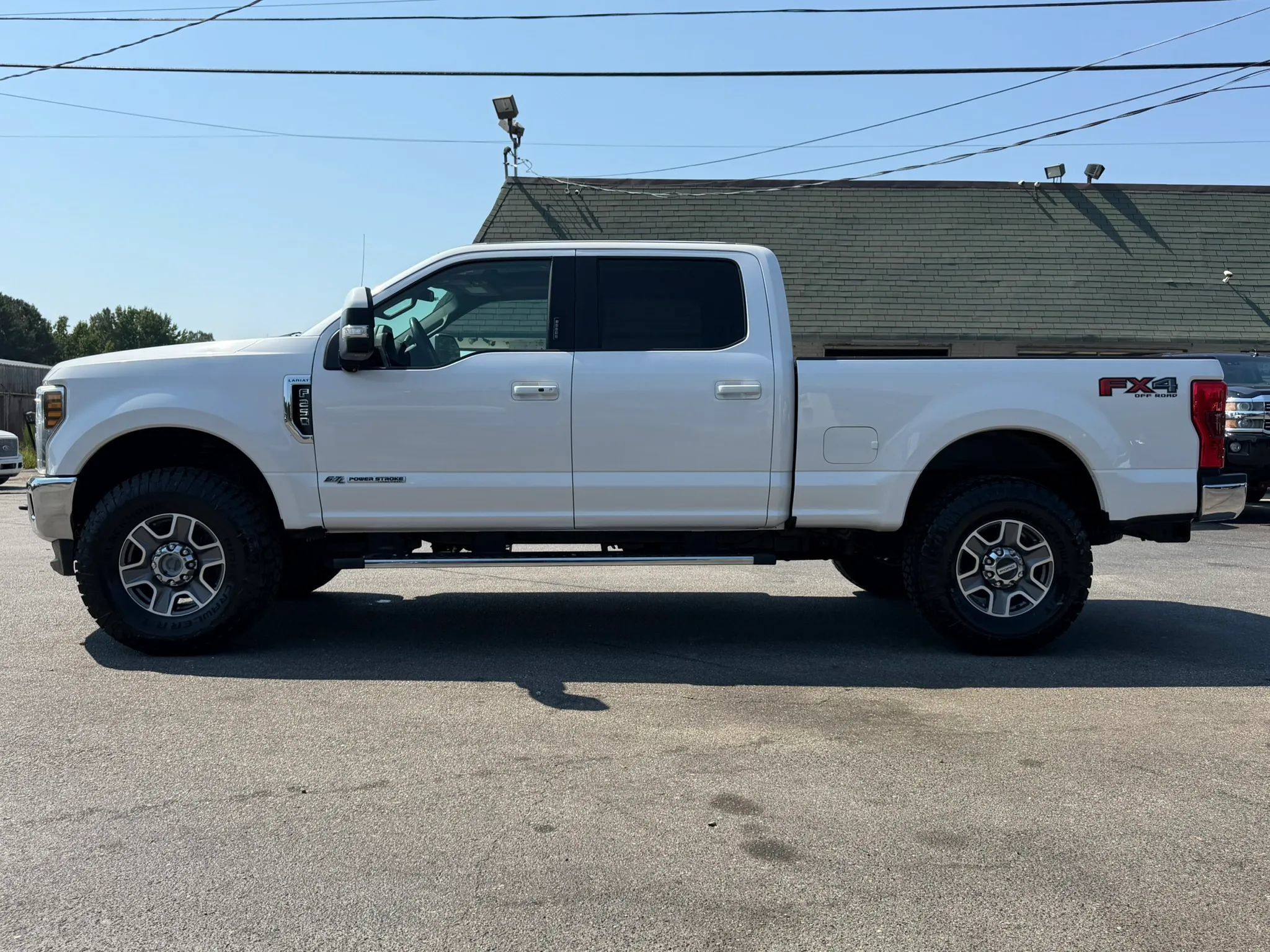 Used 2019 Ford F250 Lariat w/ Lariat Ultimate Package AWD/4WD image 8