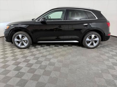 Certified 2022 Audi Q5 2.0T Premium Plus AWD/4WD image 2
