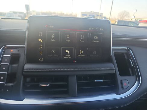 Used 2023 GMC Yukon SLT image 9