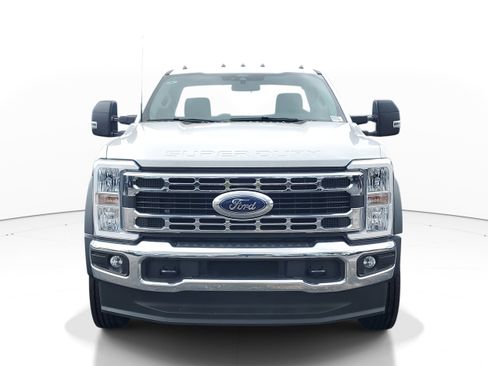 New 2024 Ford F450 XL image 2