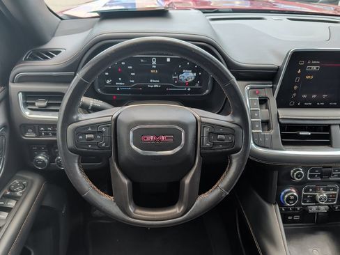 Used 2023 GMC Yukon AT4 w/ AT4 Premium Package AWD/4WD image 19