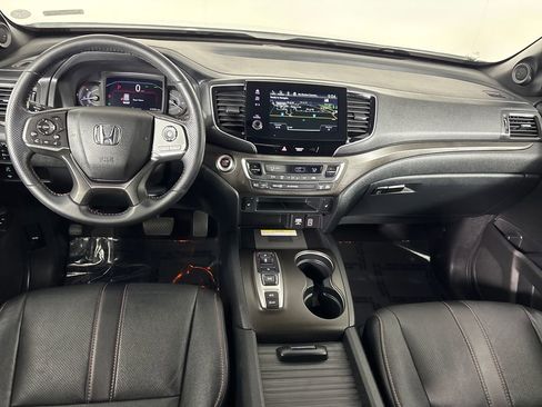 Used 2023 Honda Passport TrailSport image 36