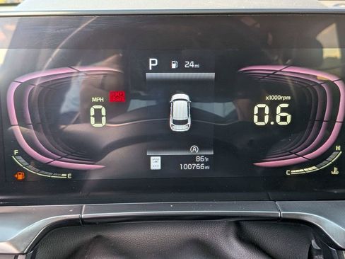 Used 2023 Kia Telluride S FWD image 14