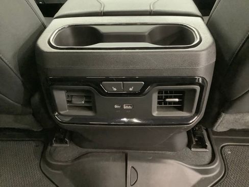 Used 2023 GMC Sierra 1500 AT4 w/ Technology Package AWD/4WD image 34