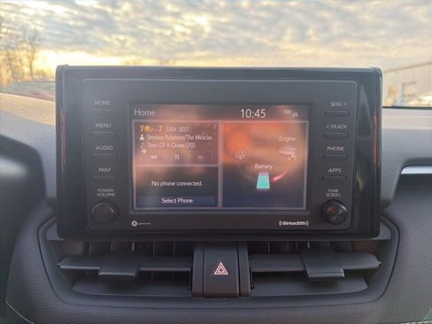 Used 2020 Toyota RAV4 XLE image 20