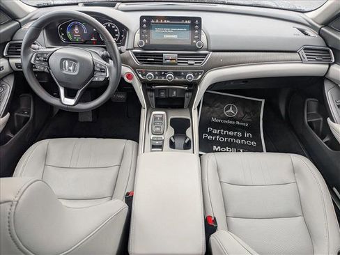 Used 2019 Honda Accord Touring image 19
