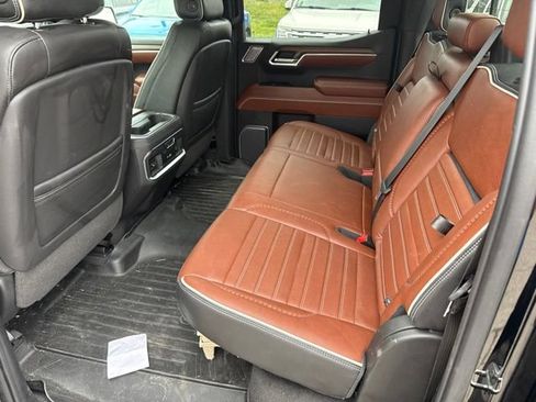Used 2022 GMC Sierra 1500 Denali Ultimate AWD/4WD image 14