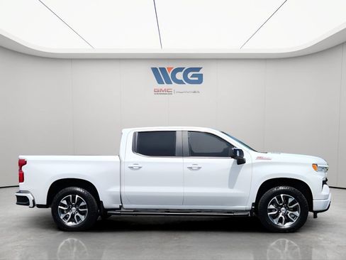 Used 2025 Chevrolet Silverado 1500 RST w/ Convenience Package II AWD/4WD image 3