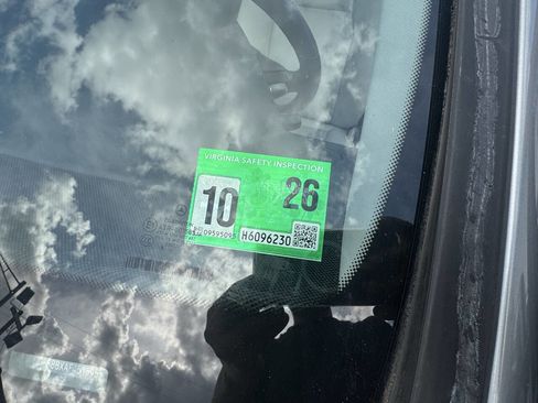 Used 2010 Mercedes-Benz C 300 4MATIC Sedan image 26