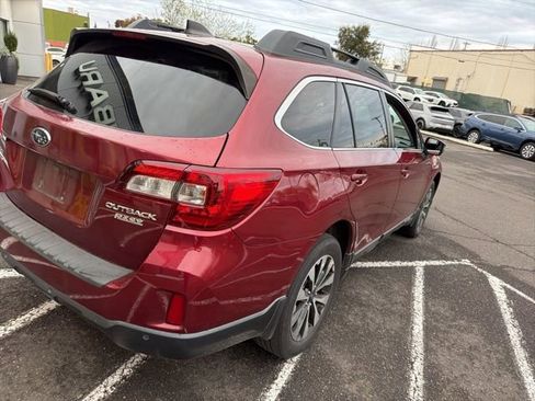 Used 2017 Subaru Outback 2.5i Limited image 10