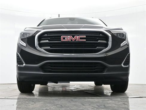 Used 2020 GMC Terrain SLE w/ Driver Convenience Package image 27