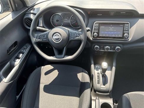 New 2025 Nissan Kicks Play S image 16