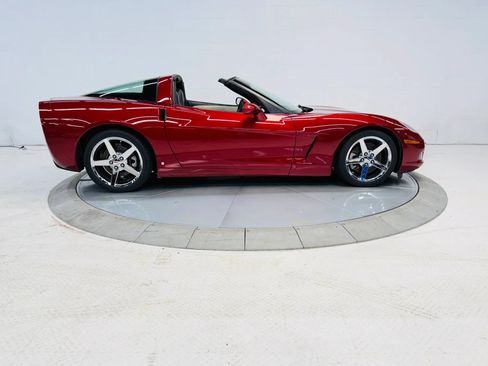 Used 2008 Chevrolet Corvette Coupe w/ Preferred Equipment Group RWD image 3