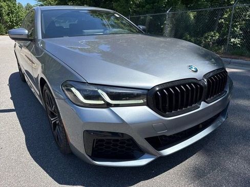 Used 2022 BMW 540i xDrive w/ Dynamic Handling Package AWD/4WD image 3