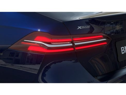 New 2026 BMW 530i xDrive image 8