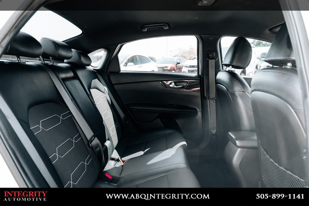 Used 2021 Kia Forte GT-Line FWD image 45