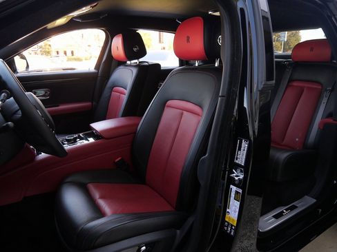 Certified 2022 Rolls-Royce Ghost w/ Ghost Package image 25