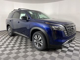 New 2026 Nissan Pathfinder SL video 2