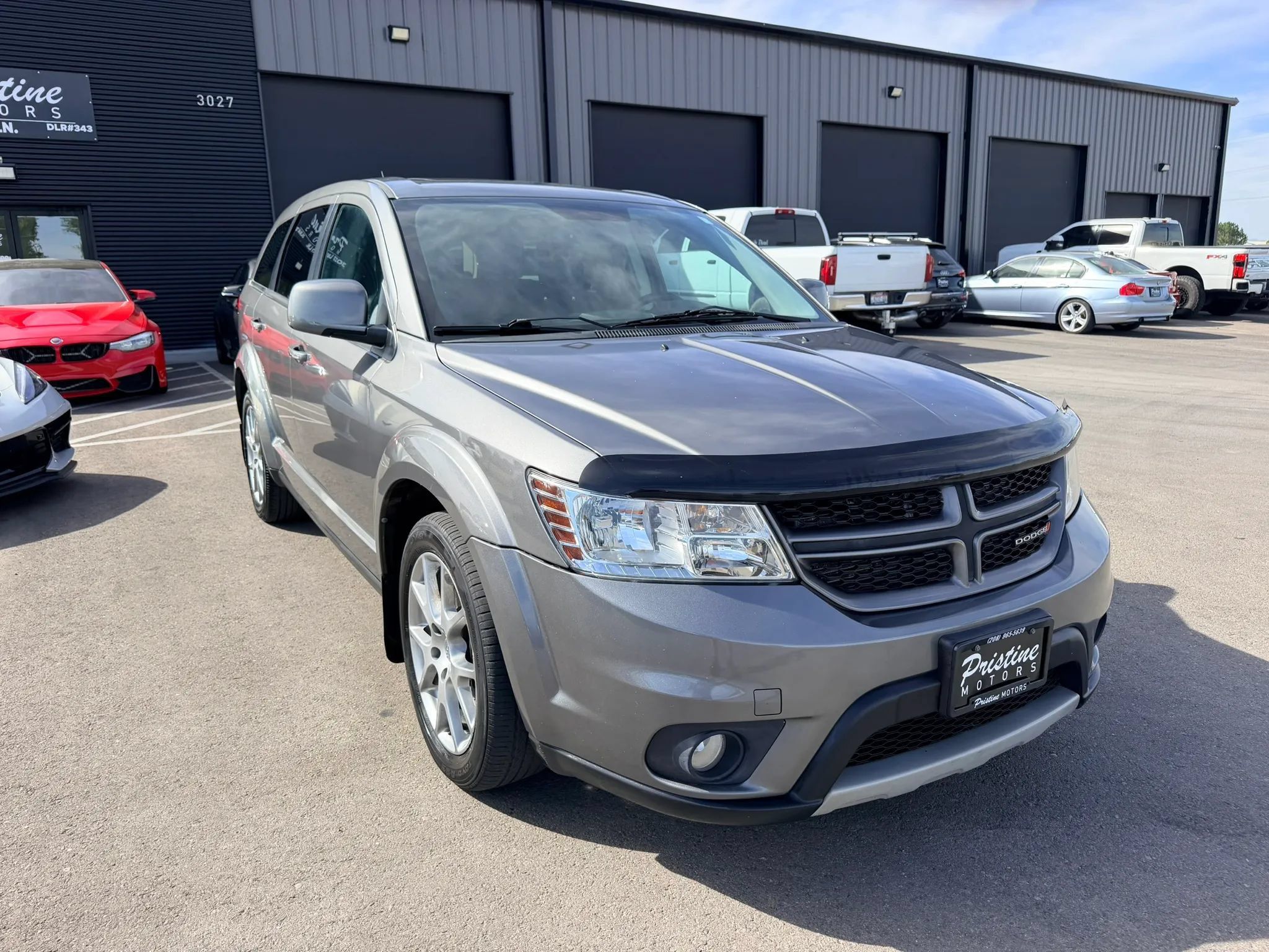 Used 2012 Dodge Journey R/T w/ Flexible Seating Group FWD image 3