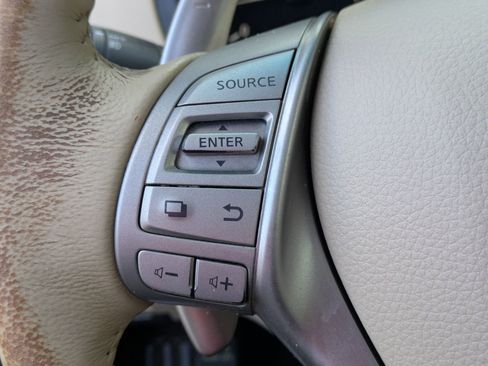 Used 2015 Nissan Altima 3.5 SL image 16