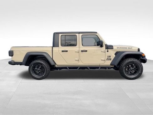 Used 2020 Jeep Gladiator Sport w/ Trailer Tow Package image 2