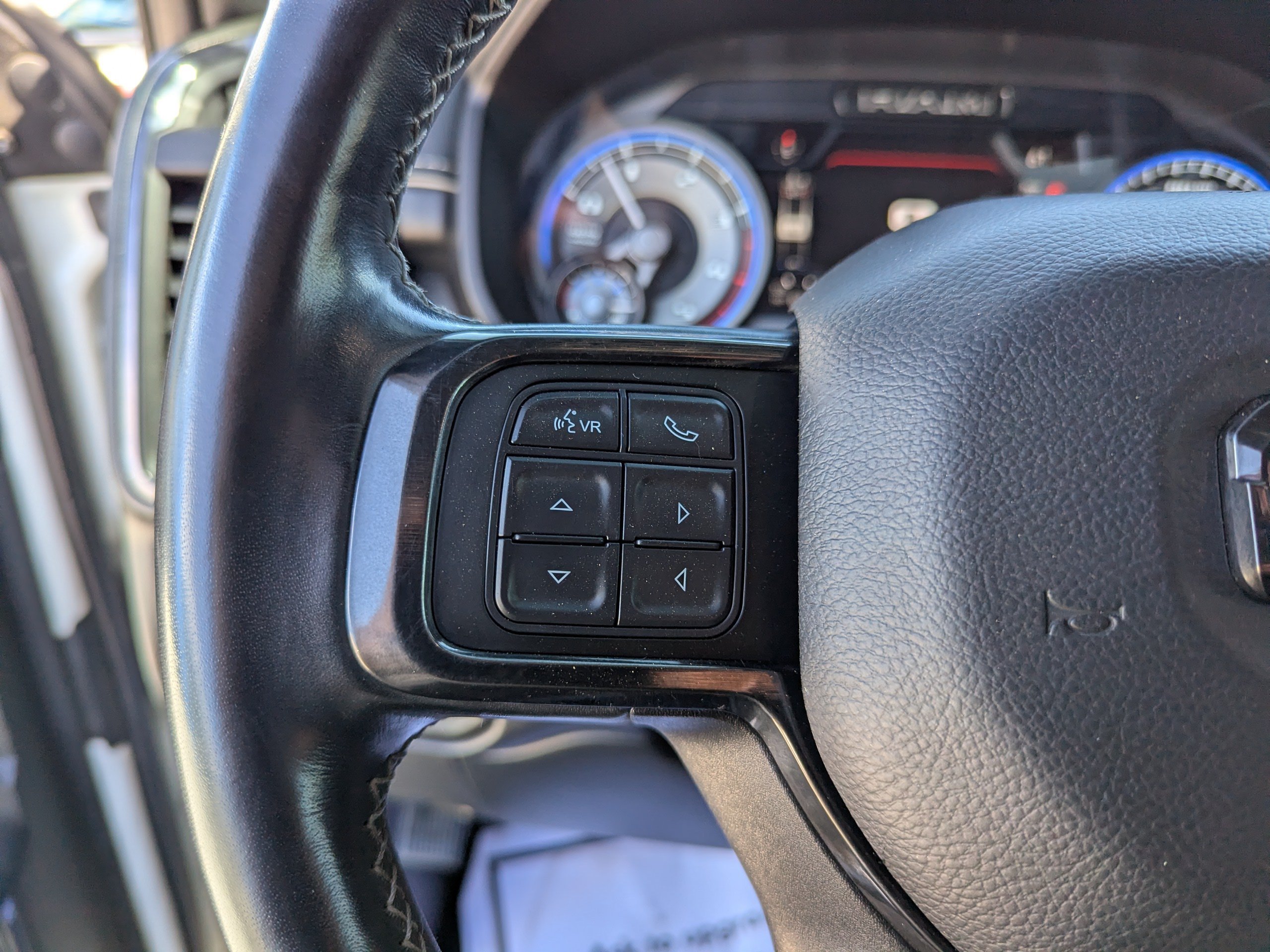 Used 2022 RAM 3500 Limited AWD/4WD image 15