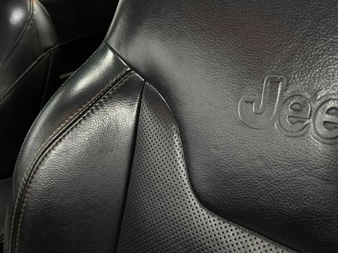 Used 2019 Jeep Compass Limited AWD/4WD image 18