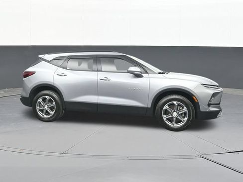 Used 2024 Chevrolet Blazer LT w/ Convenience Package AWD/4WD image 18