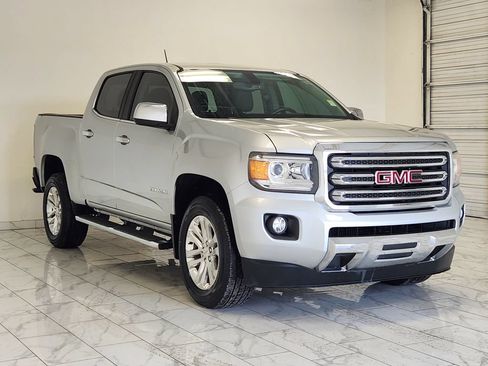 Used 2017 GMC Canyon SLT w/ Trailering Package RWD image 3