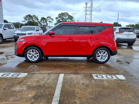 Used 2022 Kia Soul LX w/ Technology Package FWD image 25