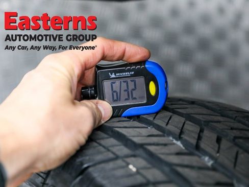 Used 2023 Jeep Gladiator Sport image 29