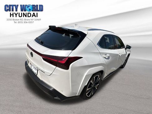 Used 2024 Lexus UX 250h AWD w/ Premium Package image 5