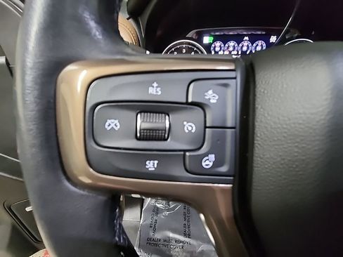 Used 2019 Chevrolet Silverado 1500 High Country w/ Technology Package AWD/4WD image 29