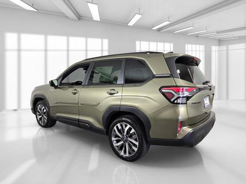 New 2026 Subaru Forester Touring AWD/4WD image 4