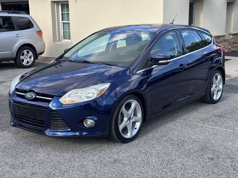 Used 2012 Ford Focus Titanium FWD image 1