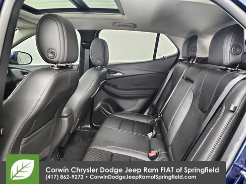 Used 2023 Buick Encore GX Essence w/ Experience Buick Package FWD image 29