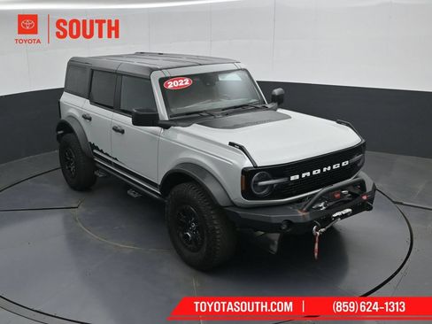 Used 2022 Ford Bronco Wildtrak AWD/4WD image 48