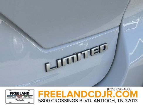 New 2026 Jeep Grand Cherokee Limited w/ Luxury Tech Group II AWD/4WD image 12