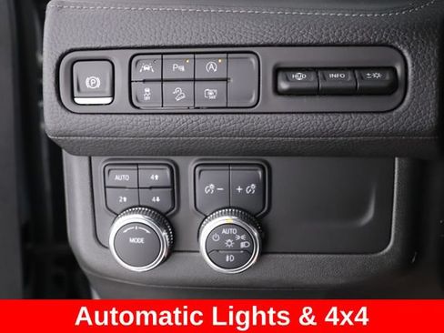 Used 2024 GMC Yukon Denali AWD/4WD image 21