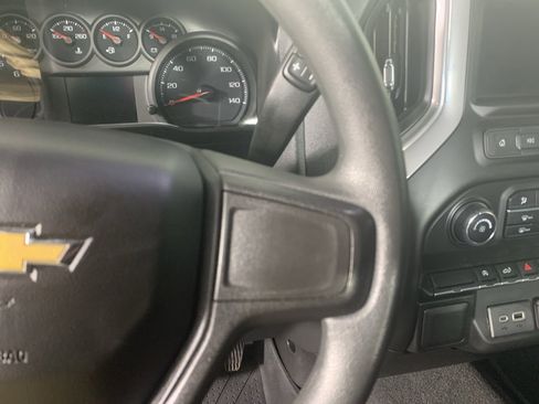 Used 2021 Chevrolet Silverado 1500 Custom image 20