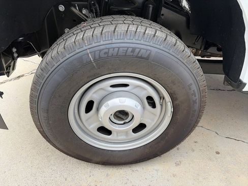 Used 2025 Ford F250 XLT image 6