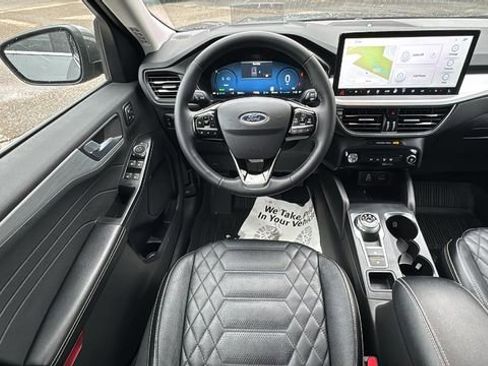 Certified 2024 Ford Escape SE w/ PHEV Premium Package image 14