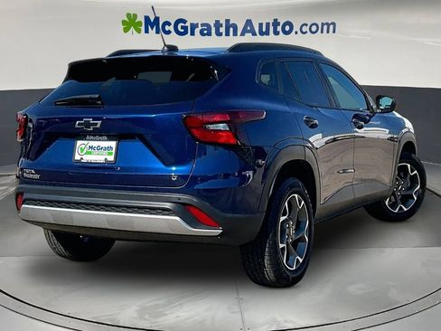 Used 2024 Chevrolet Trax LT w/ Driver Confidence Package FWD image 7
