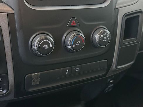 Used 2020 RAM 1500 Tradesman AWD/4WD image 18