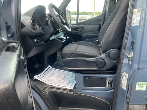 Used 2019 Mercedes-Benz Sprinter 170 image 7