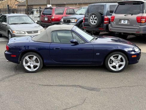 Used 2003 MAZDA MX-5 Miata SE image 23