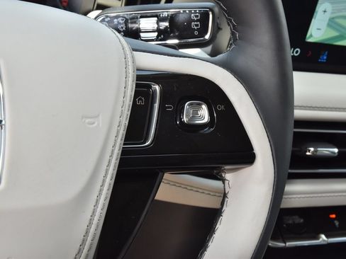New 2026 Lincoln Aviator Reserve AWD/4WD image 27